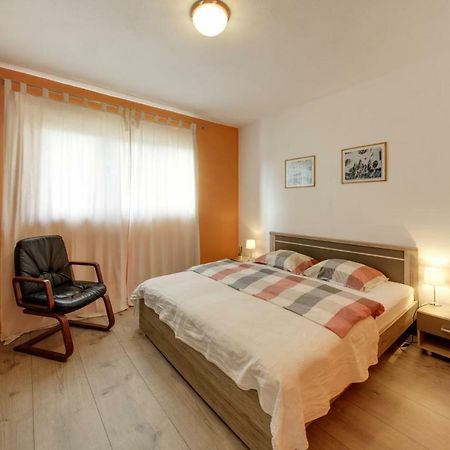 Figa Apartman Benko Milatic Jelsa  Exteriör bild